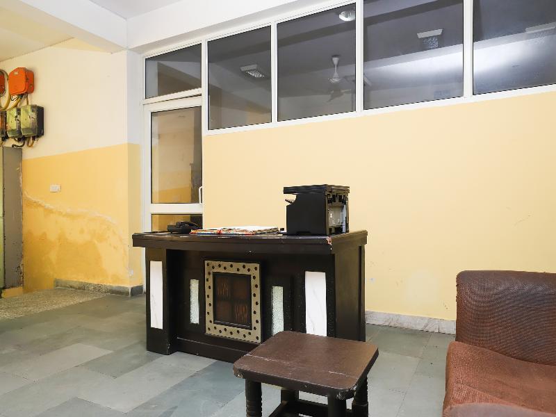 Oyo 28126 Charanpahari Hotel Nova Deli Exterior foto