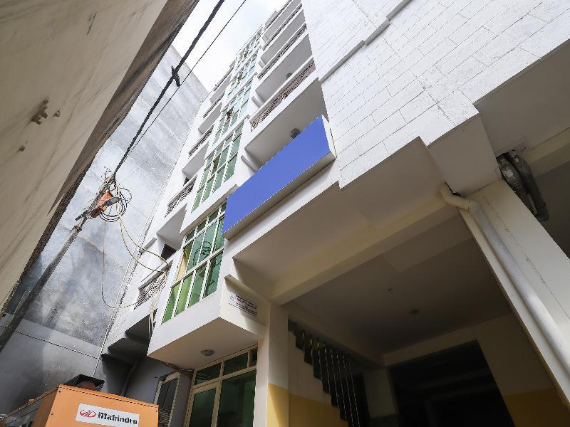 Oyo 28126 Charanpahari Hotel Nova Deli Exterior foto